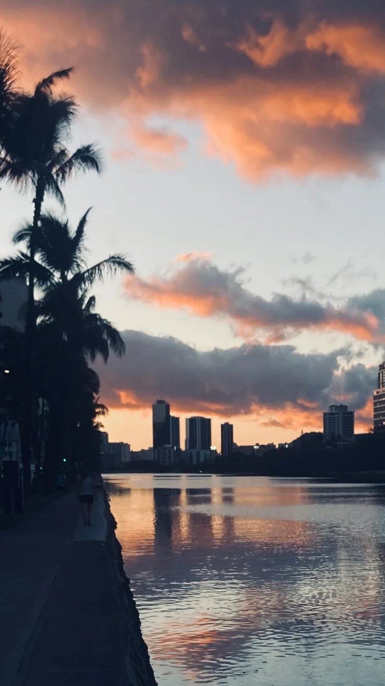 Benjamin’s photograph of an evening in Hawaii